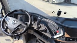 Dongfeng DFH 4x2 Седельный тягач - 5