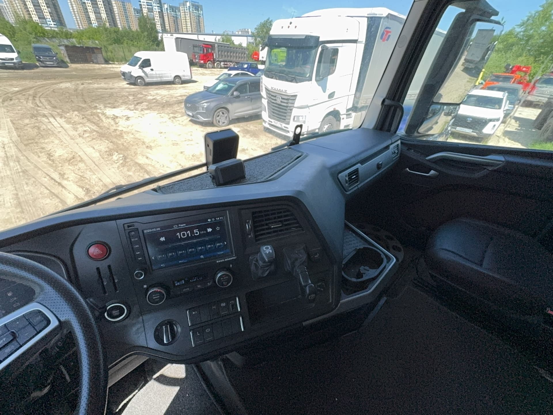 FAW J7 4x2 Седельный тягач - 5