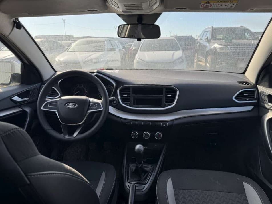 Lada Vesta седан - 5