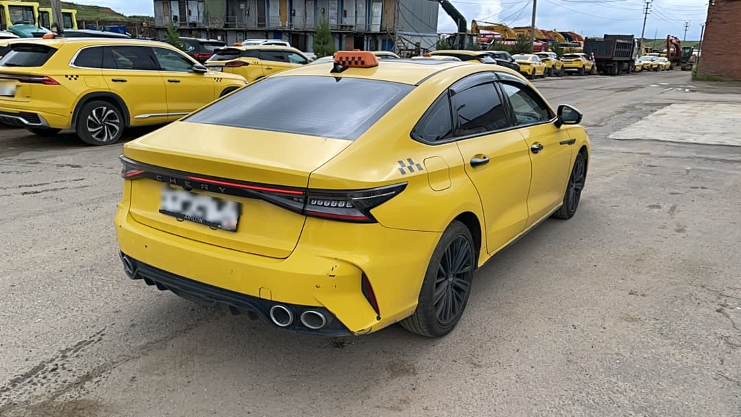Chery ARRIZO 8 - 3