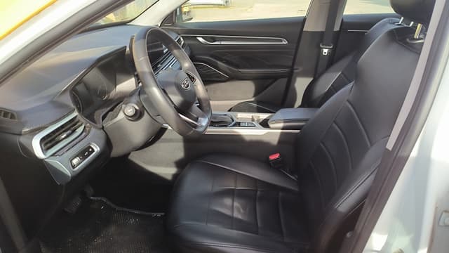 Geely Emgrand 7 - 6