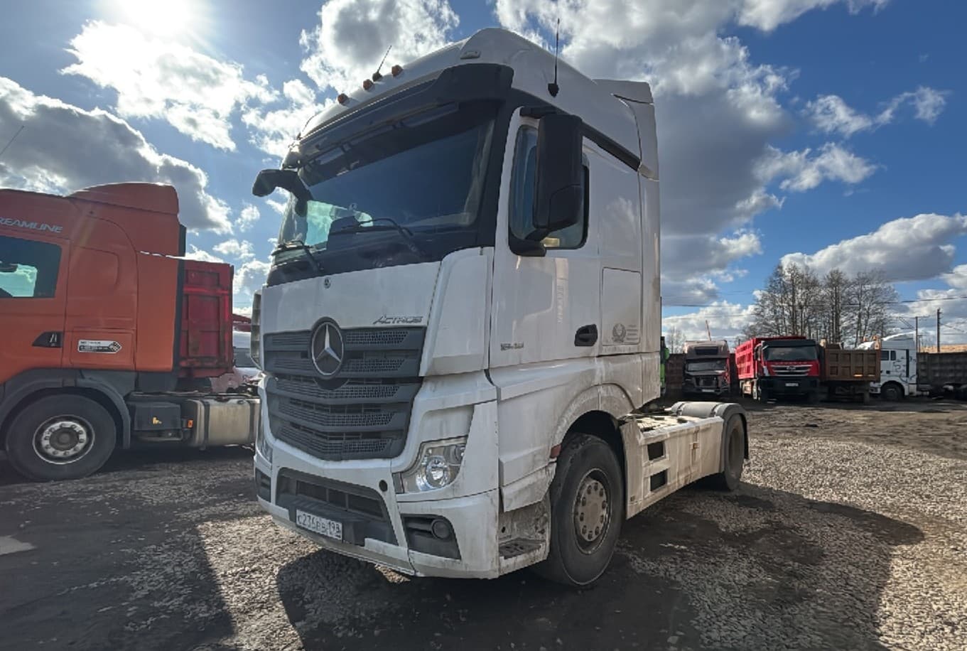 Mercedes-Benz Actros 4x2 Седельный тягач - 1