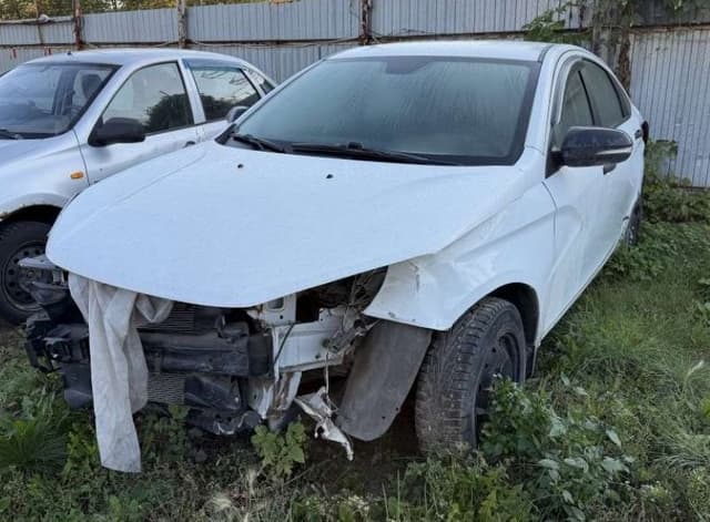 Lada Vesta седан - 1