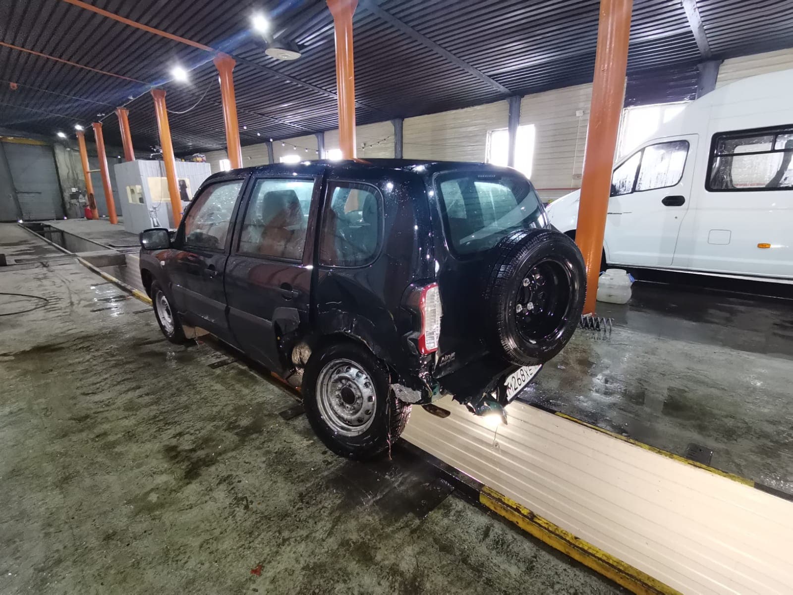 Lada Niva Travel - 4