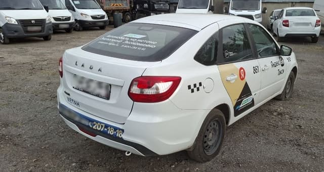 Lada Granta лифтбек - 3