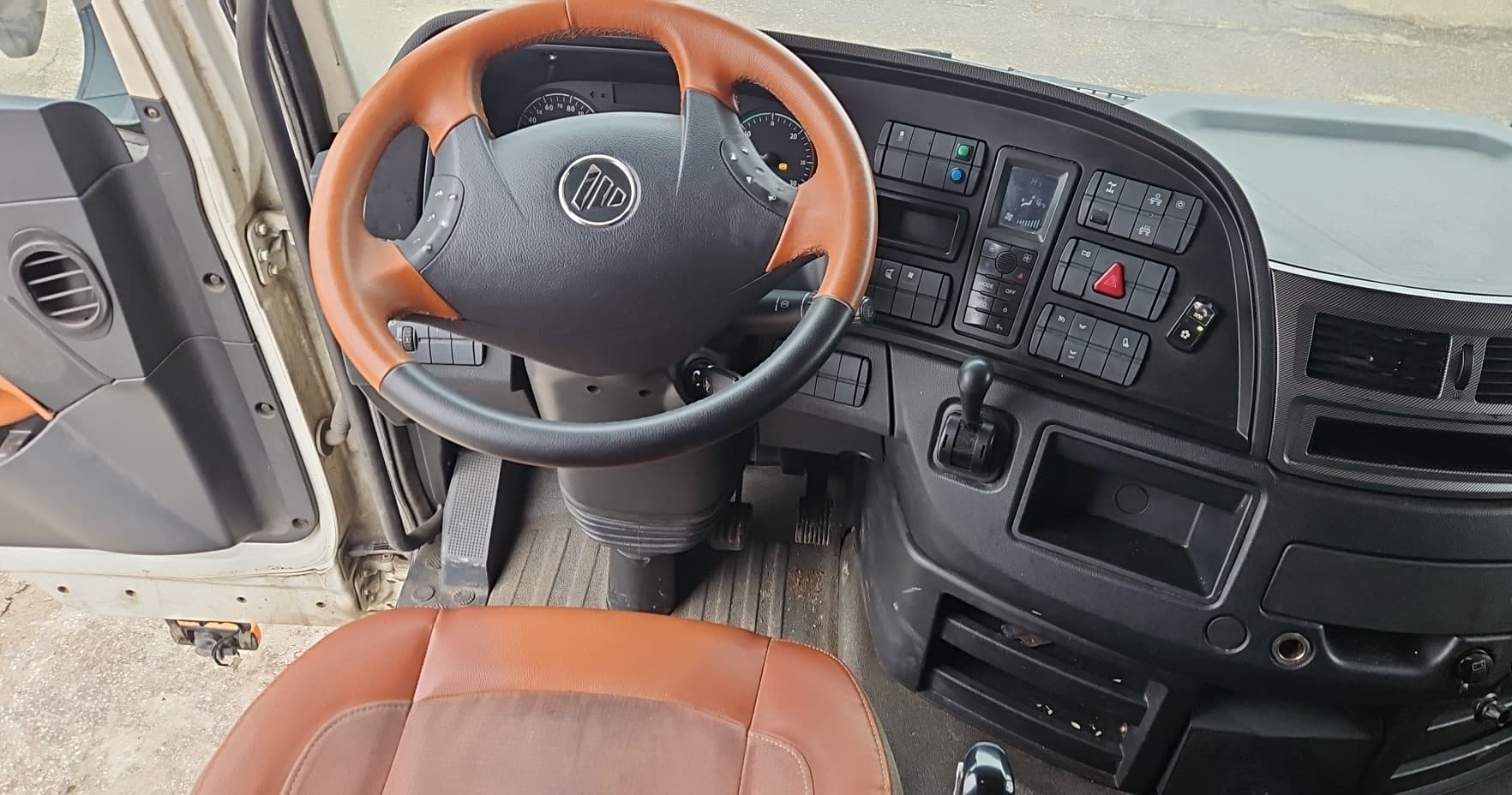 Foton AUMAN 4x2 Седельный тягач - 5