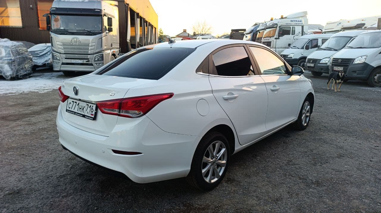 Changan Alsvin - 3