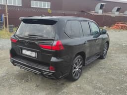 Lexus LX 450d - 3