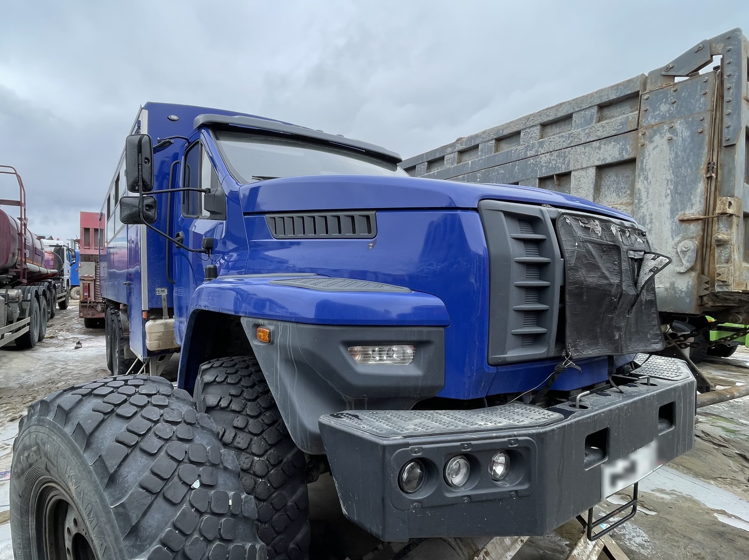 Ural NEXT 3255 Вахтовый автобус - 2
