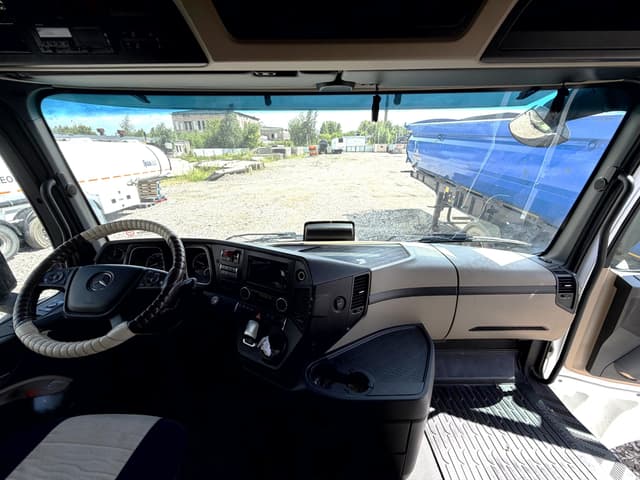Mercedes-Benz Actros 4x2 Седельный тягач - 4