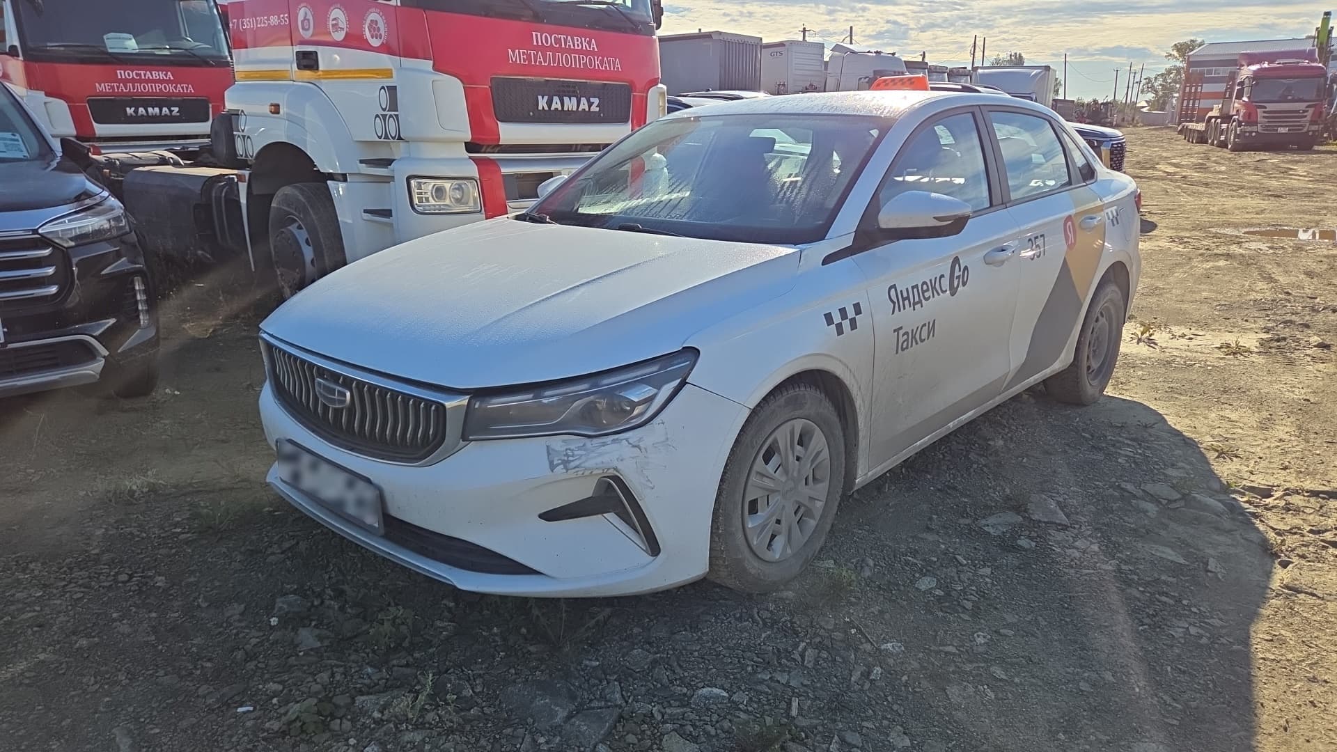 Geely Emgrand 7 - 1