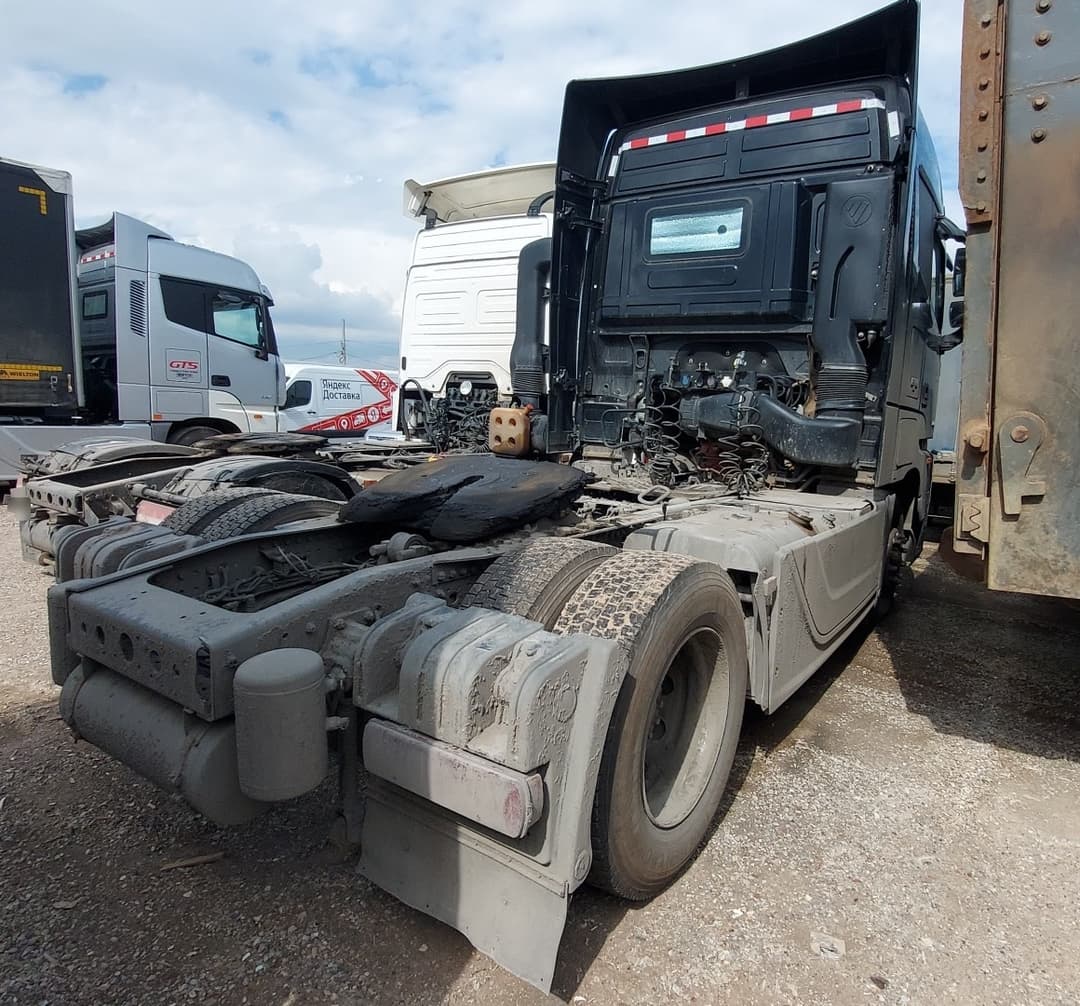 Foton AUMAN 4x2 Седельный тягач - 3