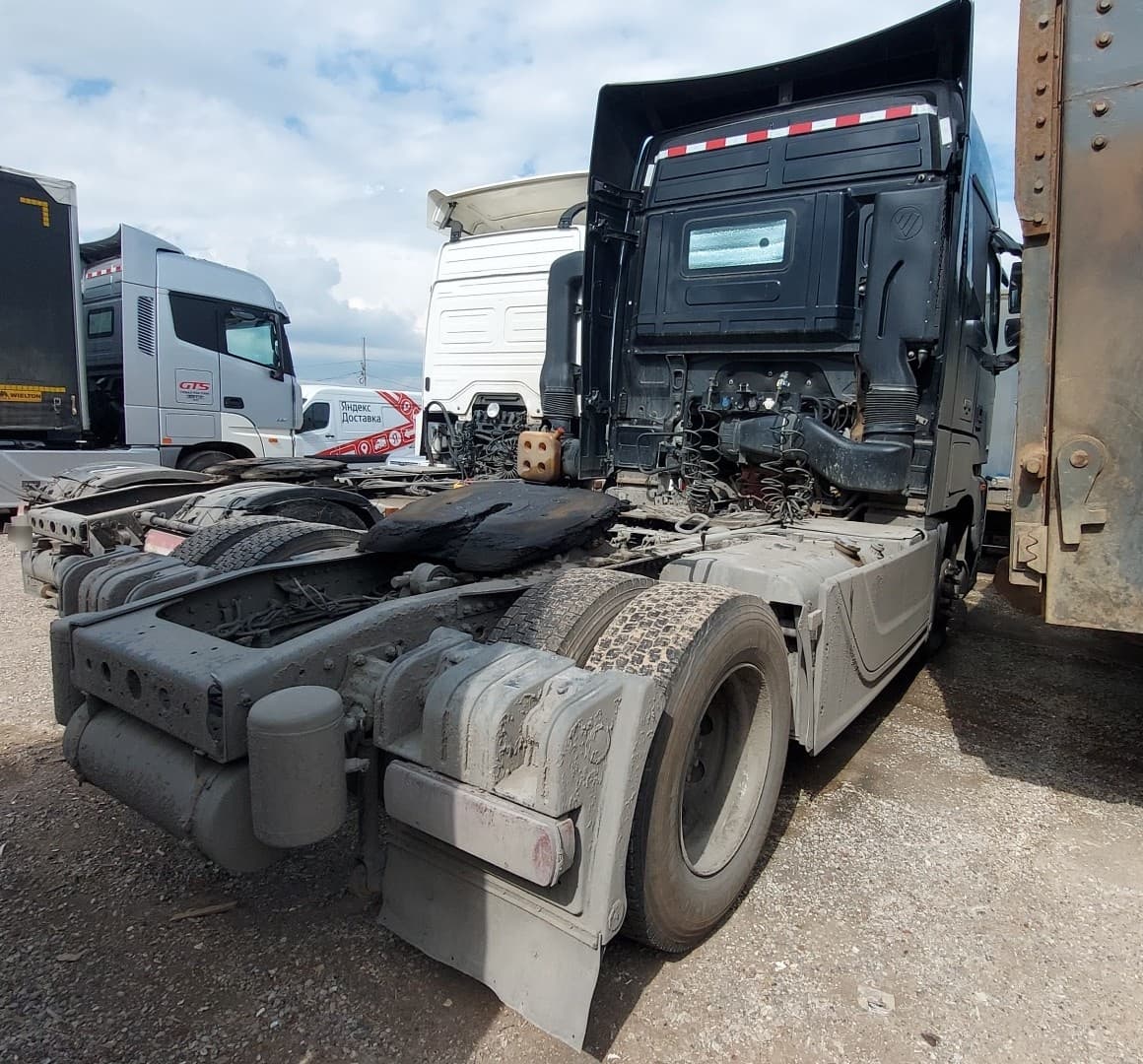Foton AUMAN 4x2 Седельный тягач - 3