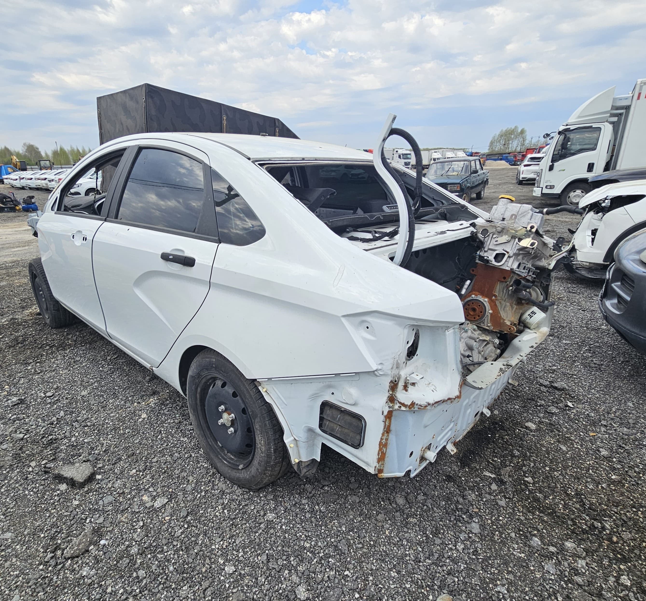 Lada Vesta седан - 4