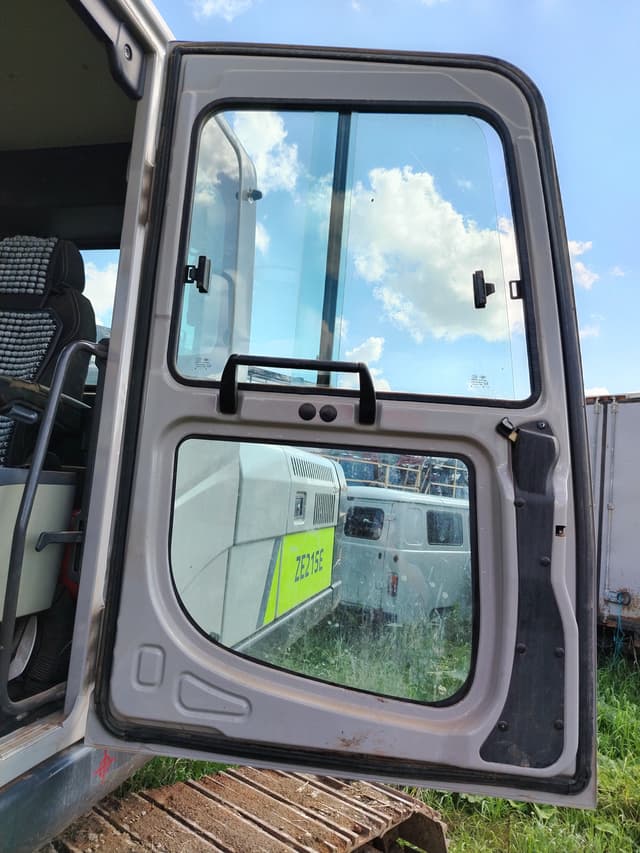 Zoomlion ZE215 Экскаватор - 7