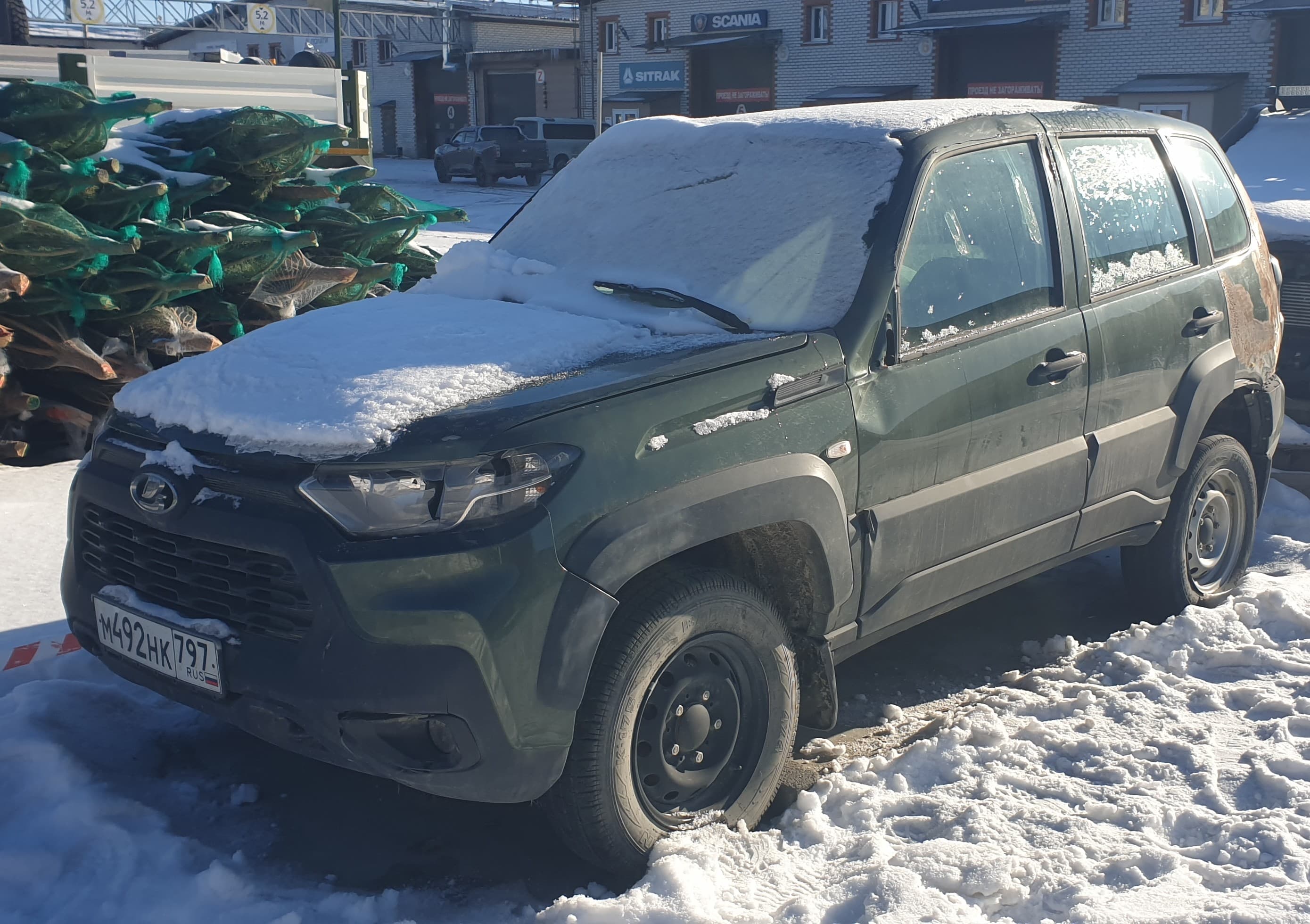 Lada Niva Travel - 1