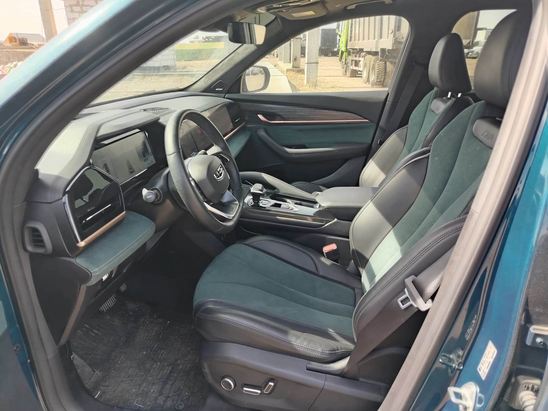Geely Monjaro - 6