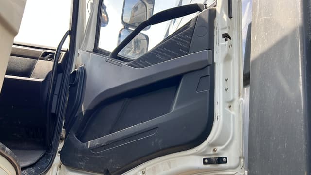 FAW J6* 6x4 Самосвал - 8