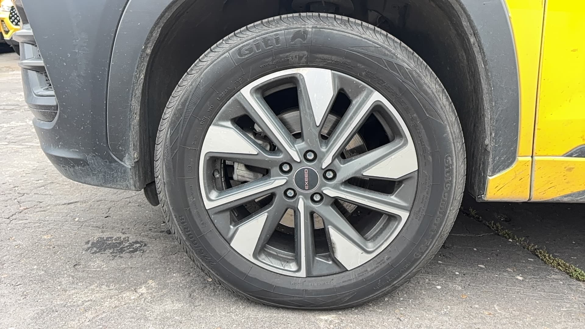 Exeed LX - 10