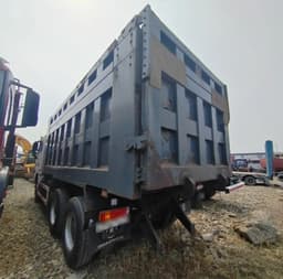 Shacman (Shaanxi) SX* 6x4 Самосвал - 3