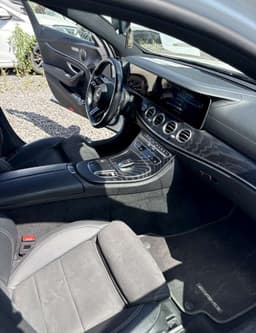 Mercedes-Benz E седан - 6