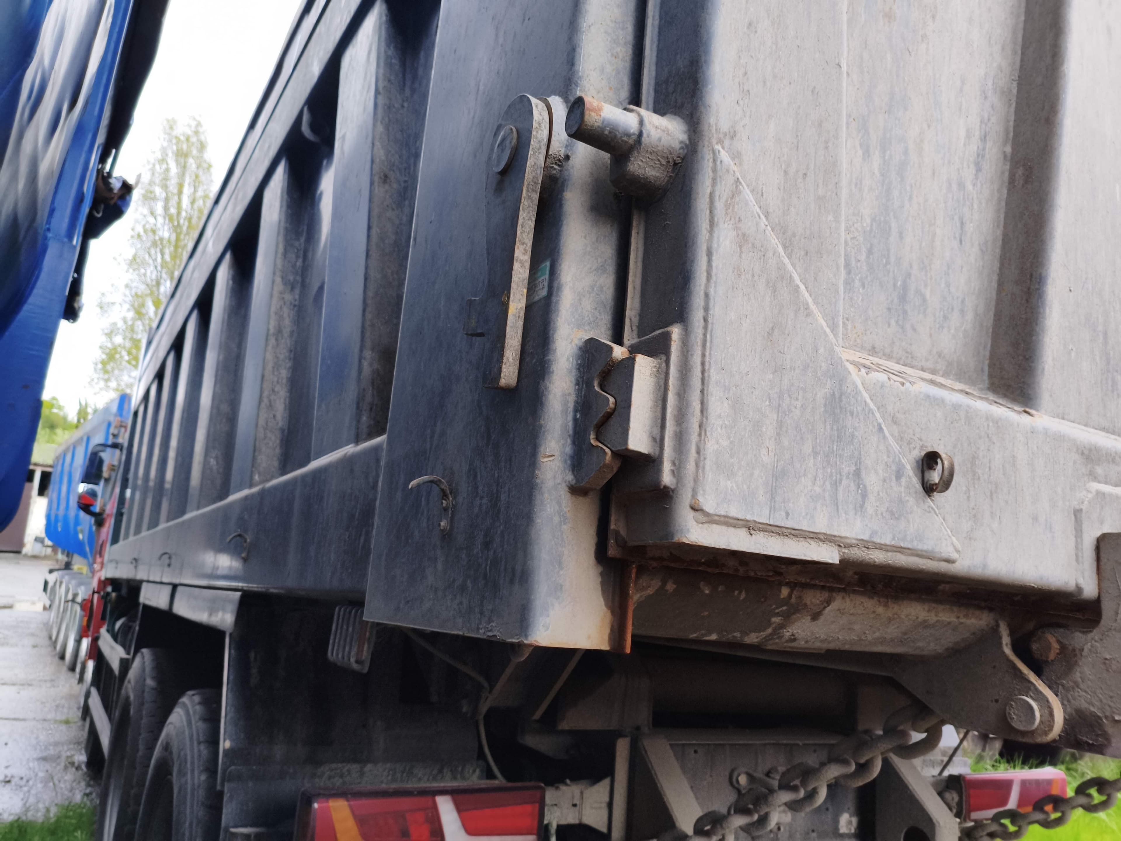 Shacman (Shaanxi) SX* 8x4 Самосвал - 4
