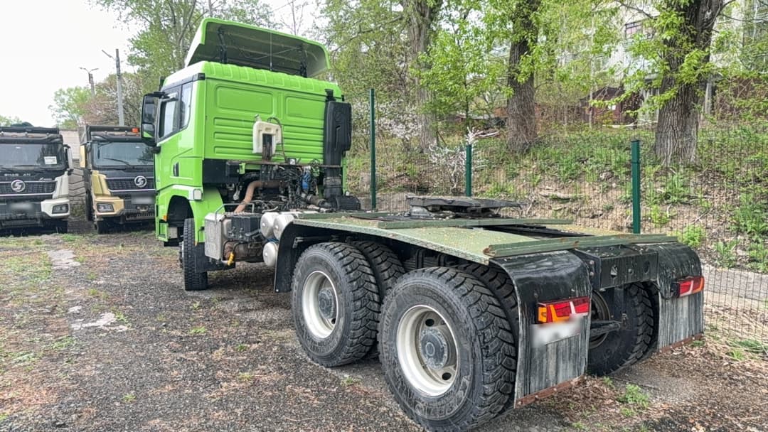 Shacman (Shaanxi) SX* 6x6 Седельный тягач - 4