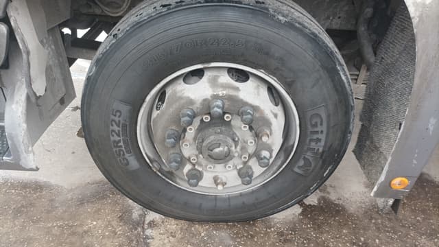 Foton AUMAN 4x2 Седельный тягач - 10