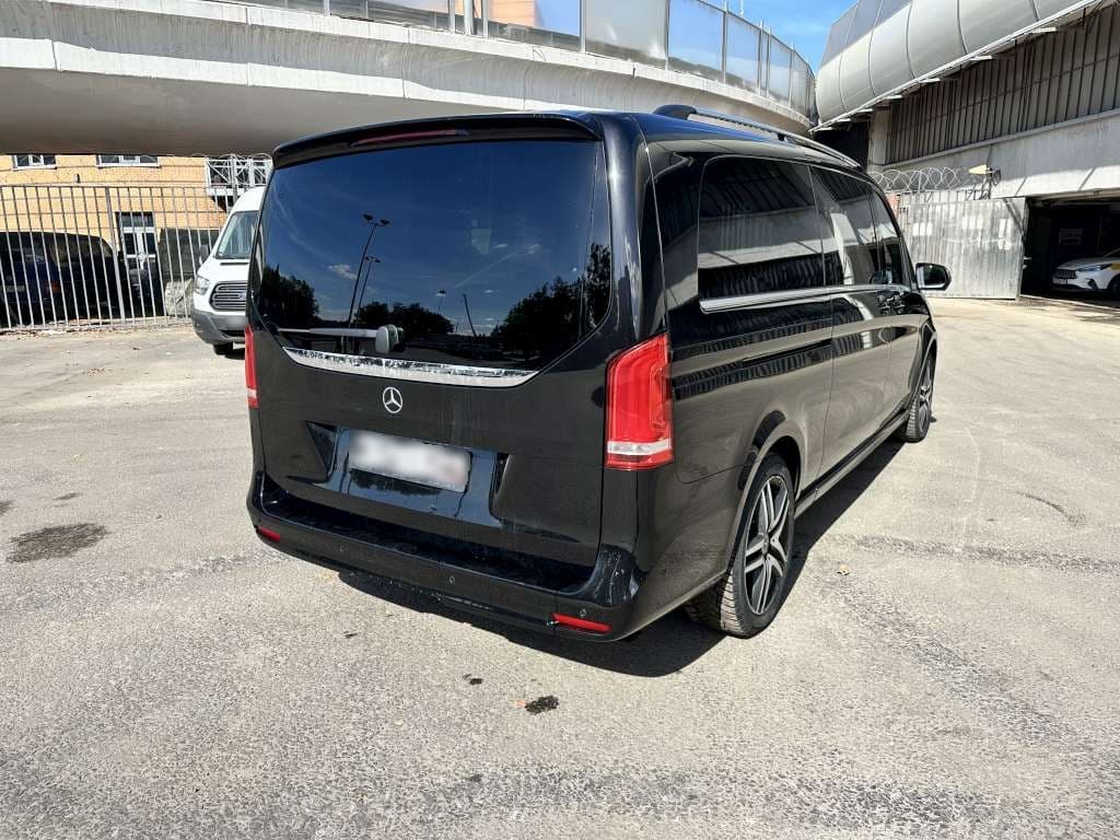 Mercedes-Benz V - 3