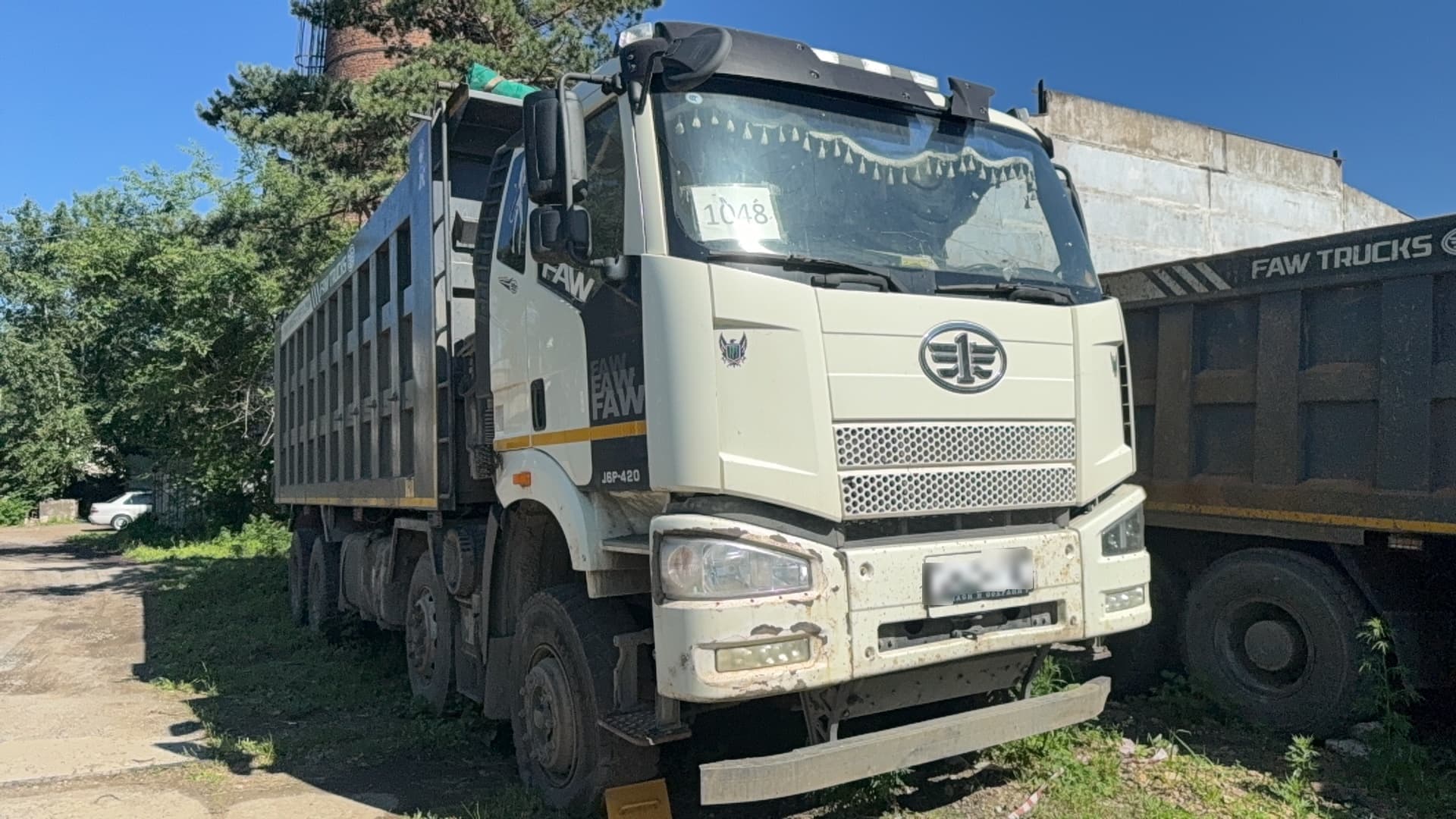 FAW J6 8x4 Самосвал - 2