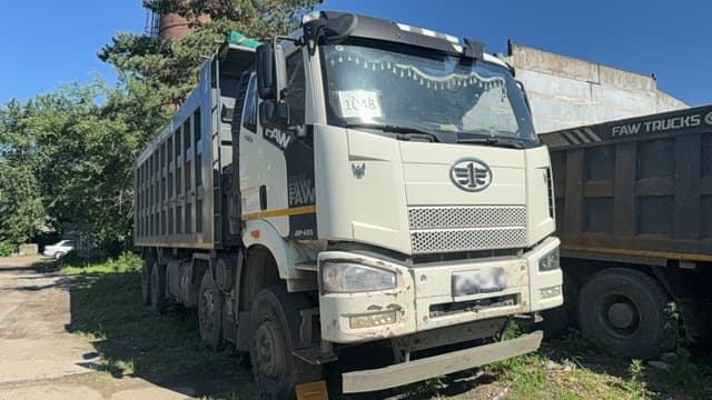 FAW J6 8x4 Самосвал - 2