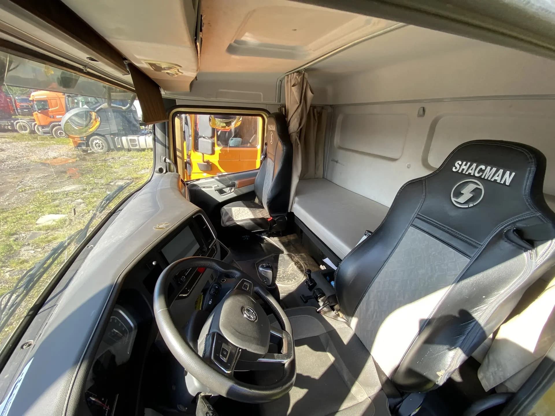 Shacman (Shaanxi) SX* 8x4 Самосвал - 5