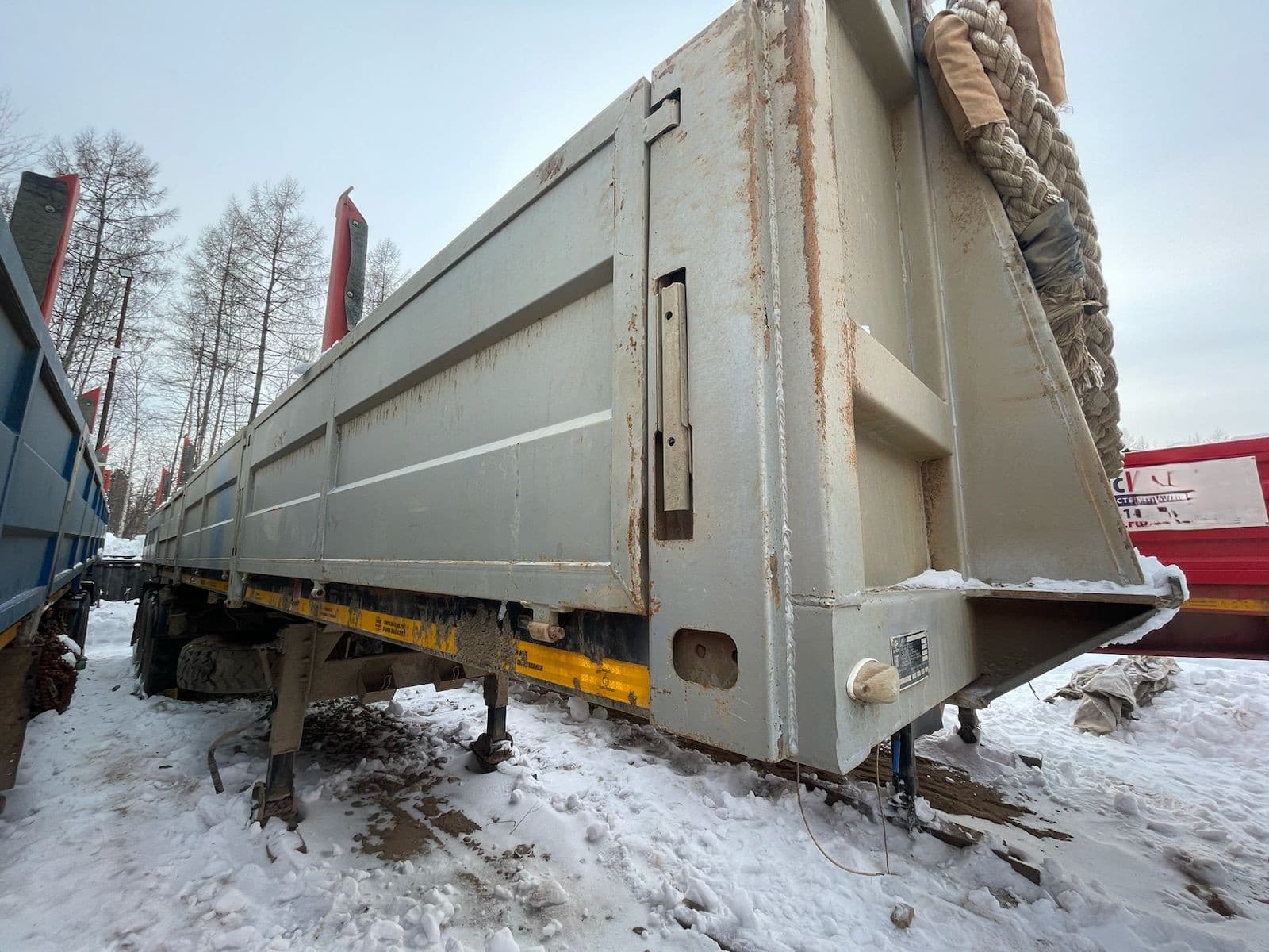 Производственная Компания Универсальной Спецтехники 4679* Полуприцеп бортовой - 1