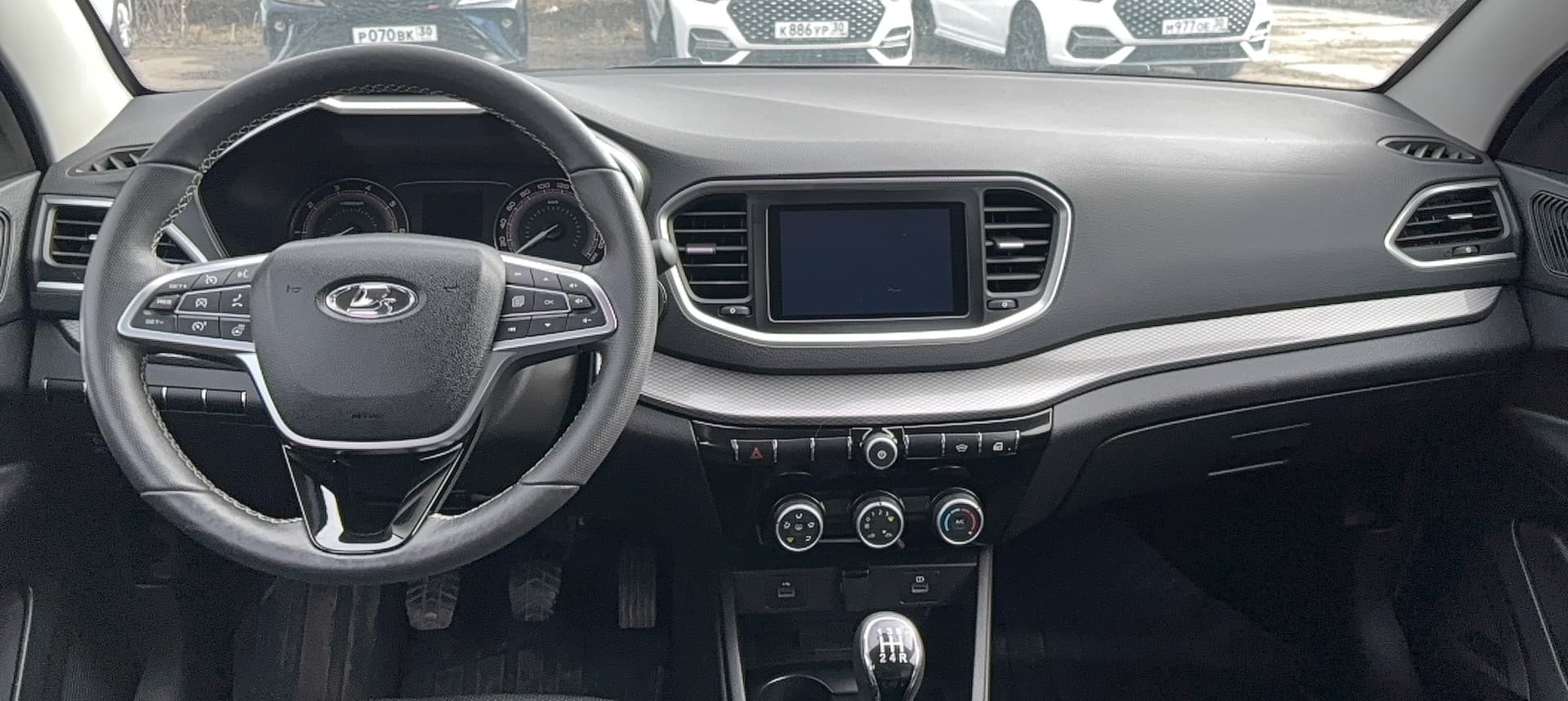 Lada Vesta седан - 5