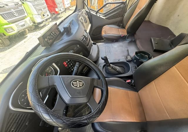 FAW J6* 6x4 Самосвал - 5