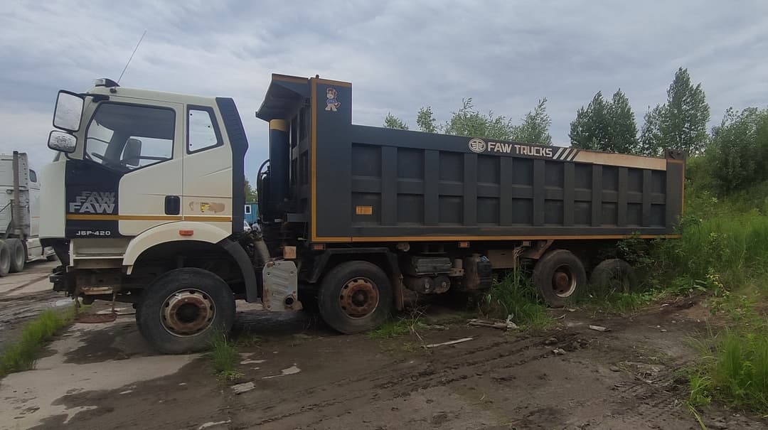 FAW J6 8x4 Самосвал - 3