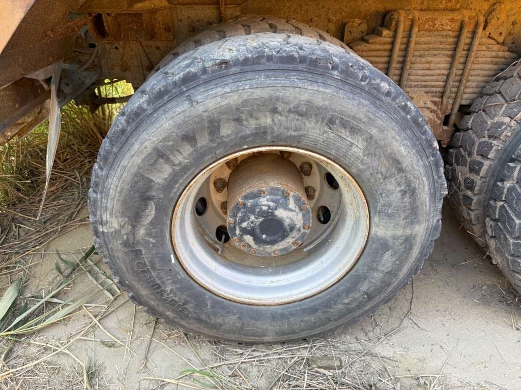 Shacman (Shaanxi) SX* 6x4 Самосвал - 6