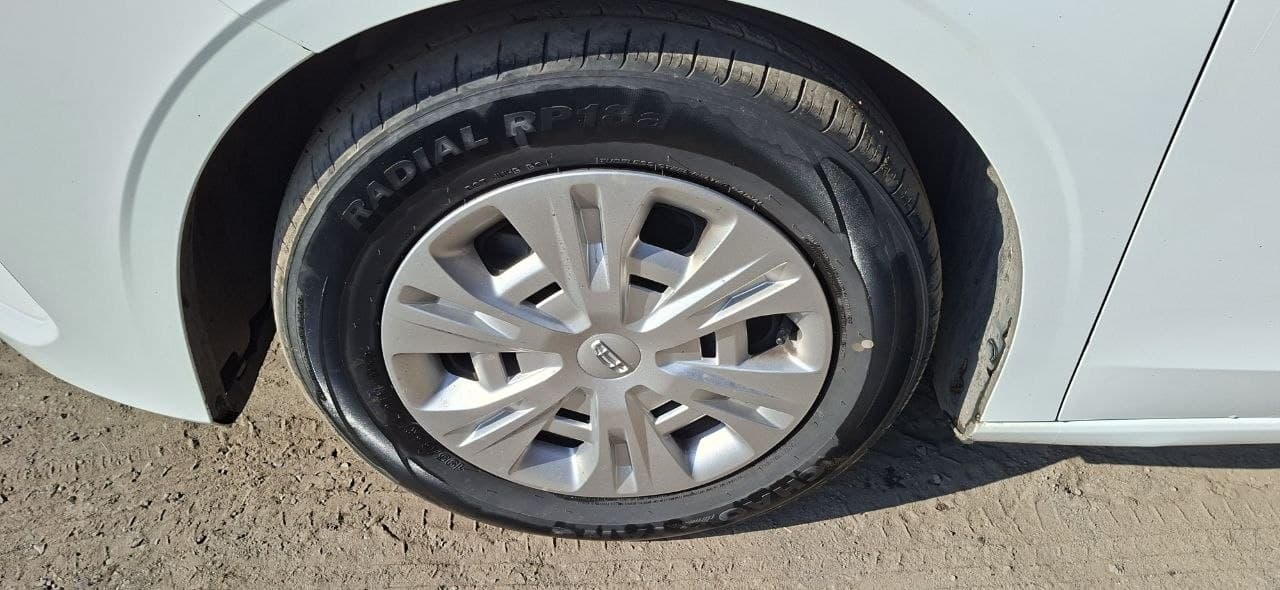 Geely EMGRAND - 10