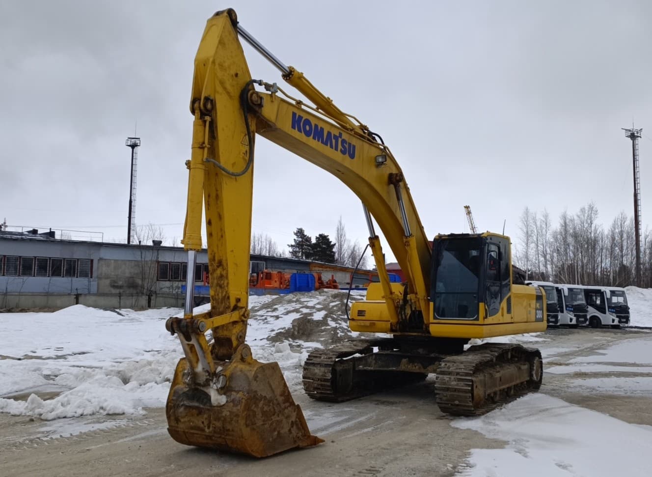 Komatsu PC300-8MO Экскаватор - 1