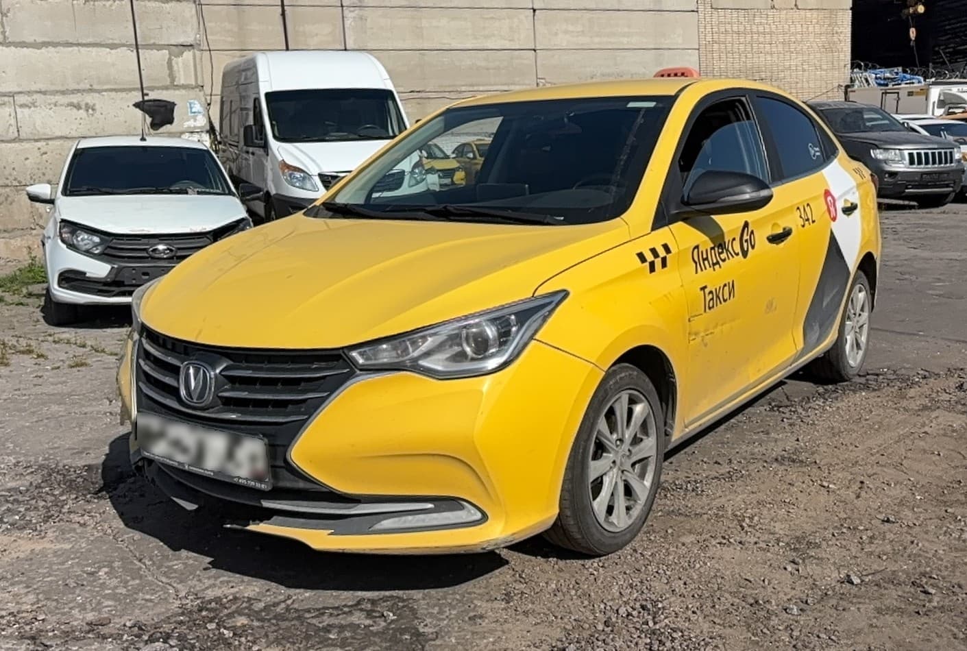 Changan Alsvin - 1