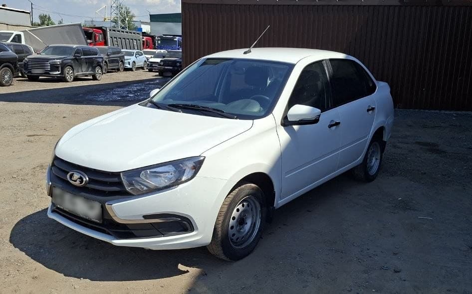 Lada Granta седан - 1