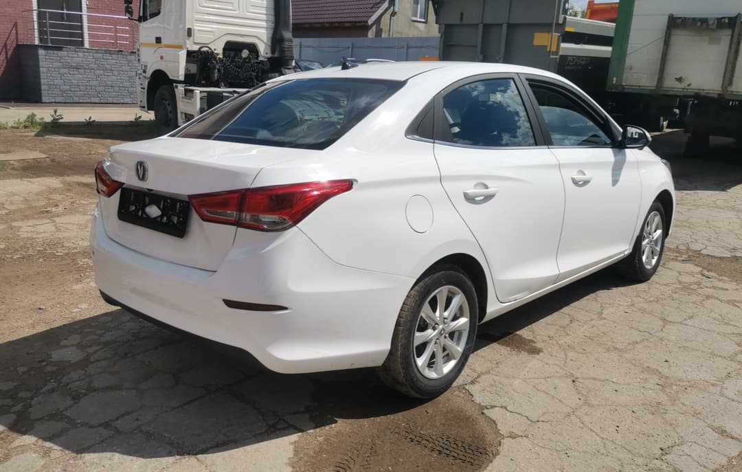 Changan Alsvin - 3