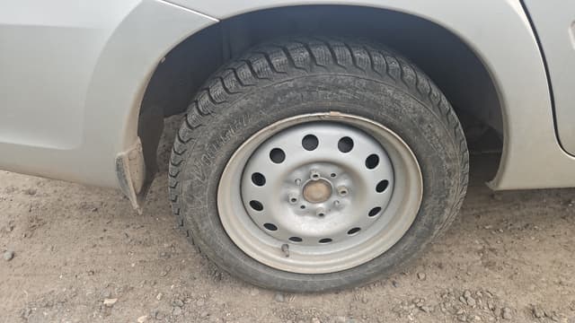 Lada Granta седан - 10