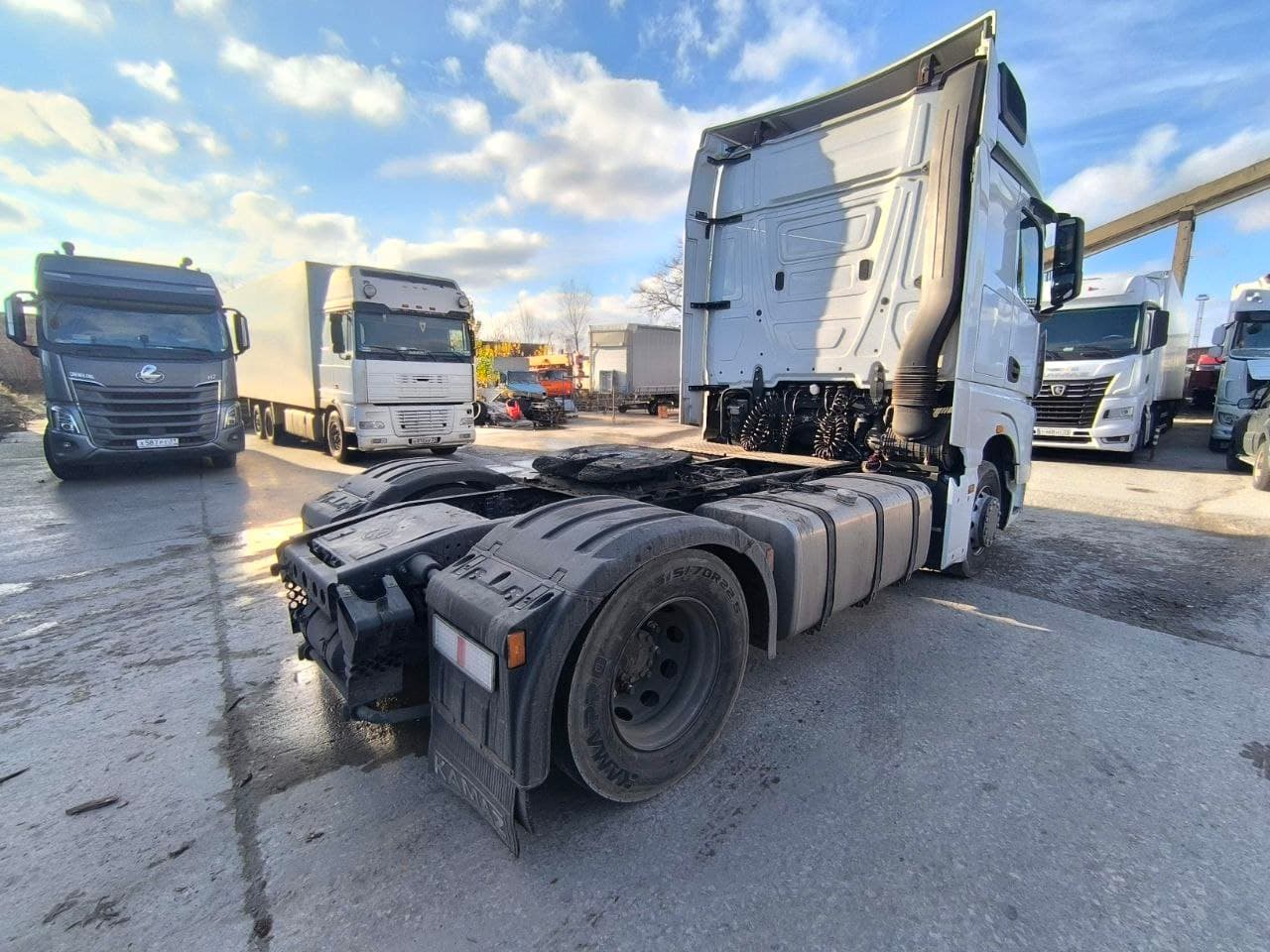 Камаз 54901 4x2 Седельный тягач - 3