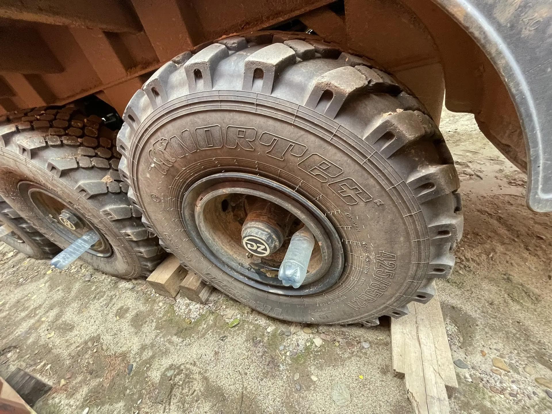 Производственная Компания Универсальной Спецтехники 4679* Полуприцеп бортовой - 5