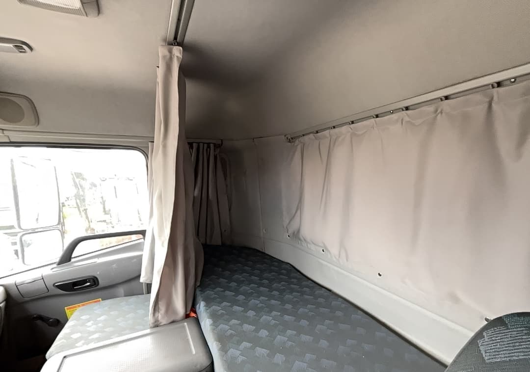 Dongfeng DFH 8x4 Самосвал - 9