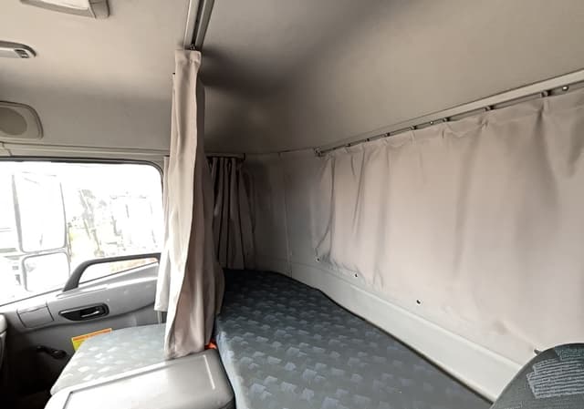 Dongfeng DFH 8x4 Самосвал - 9
