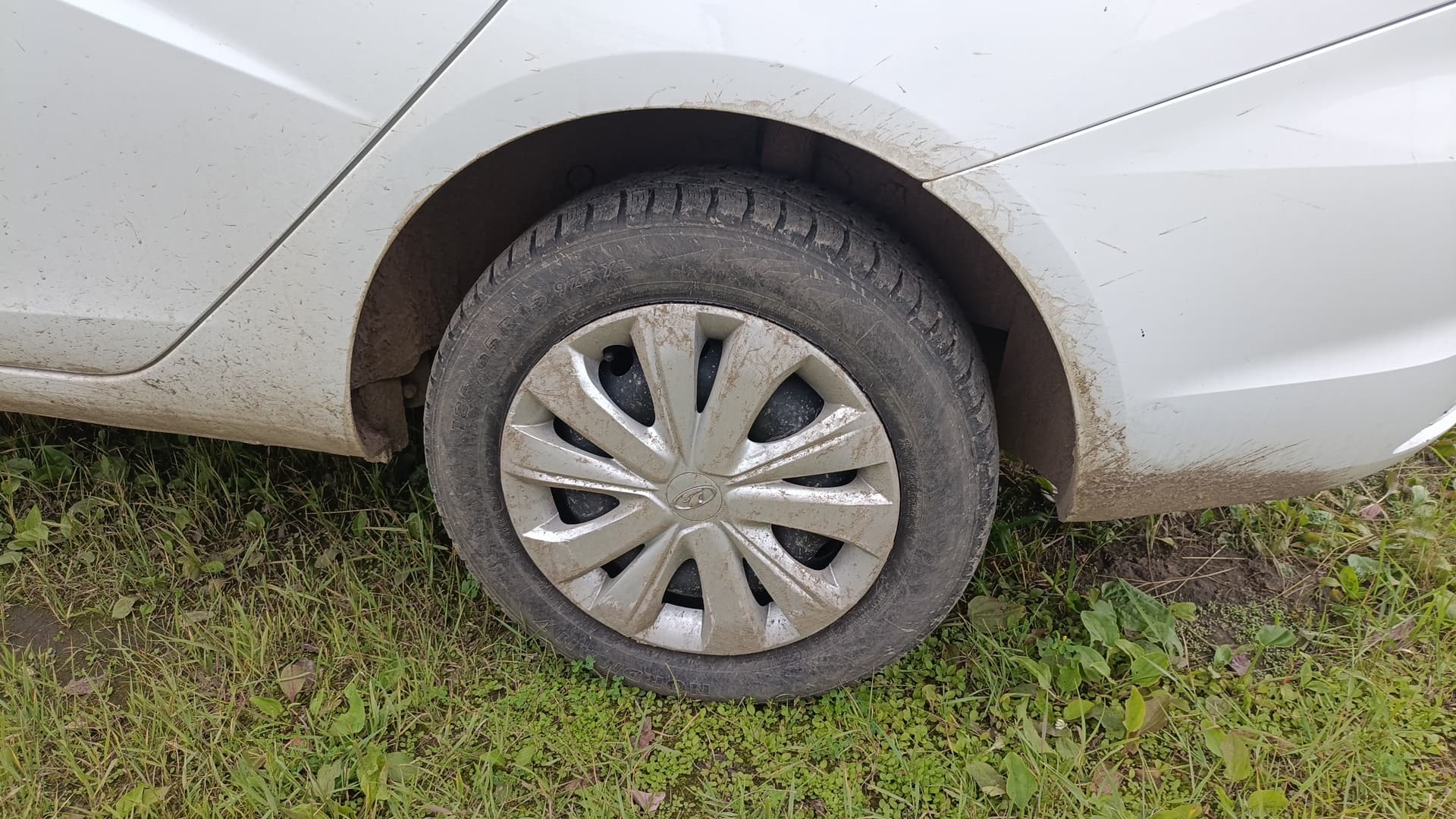 Lada Vesta седан - 9