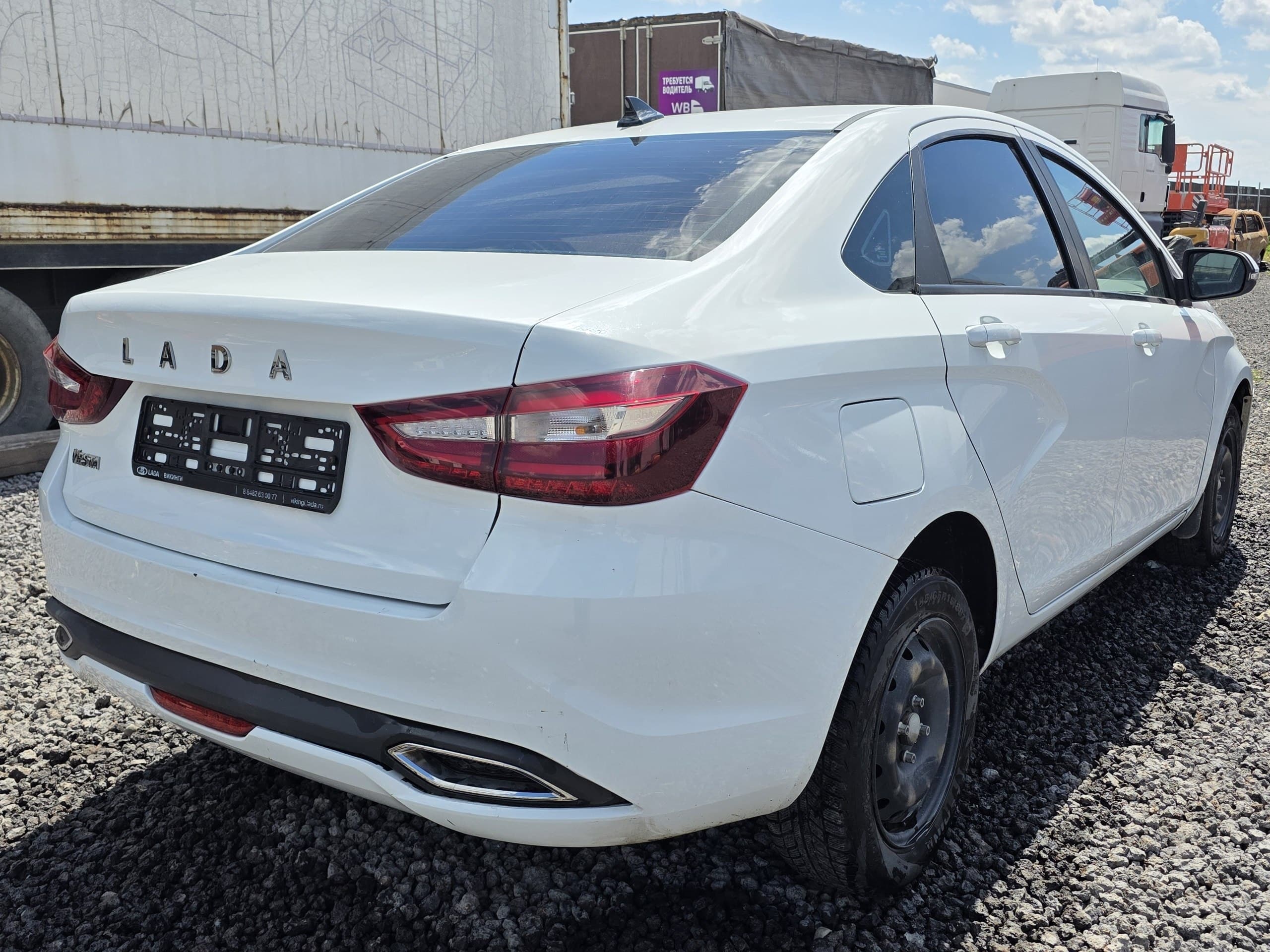 Lada Vesta седан - 3