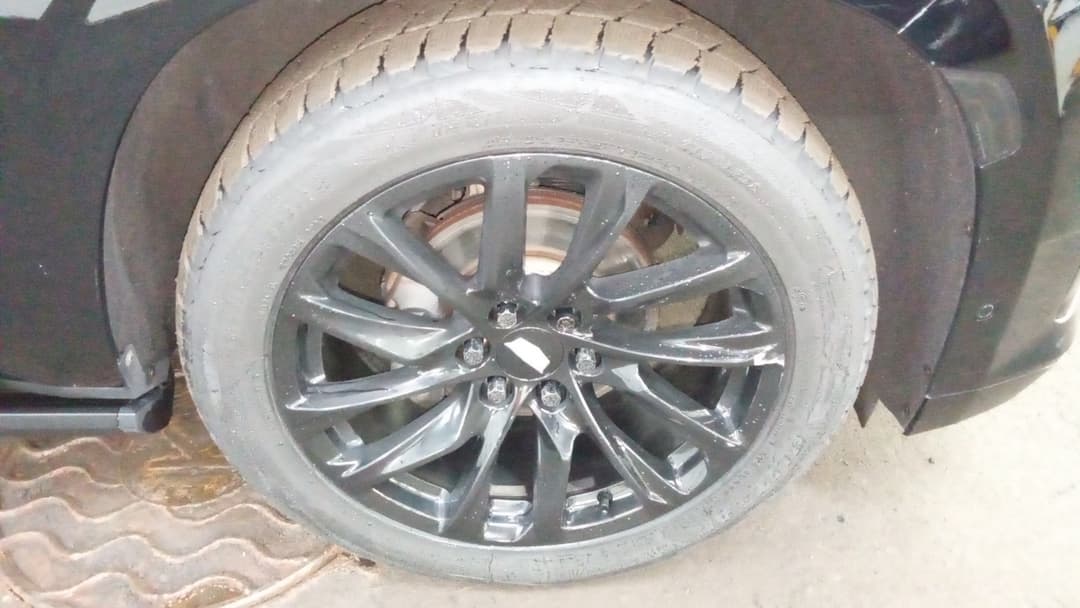 Cadillac Escalade - 9